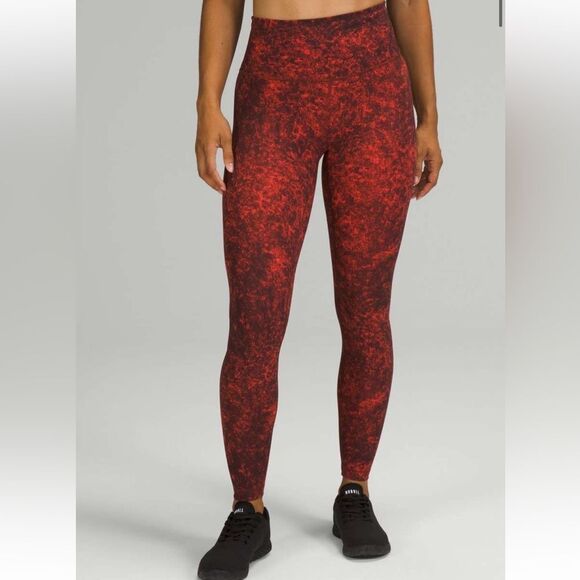 NWT Lululemon Wunder Train High-Rise Tight 28